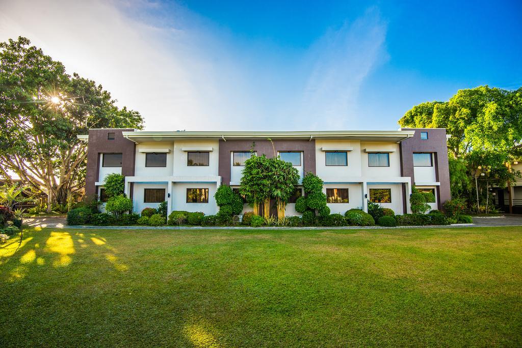 Ariana Hotel Dipolog City Exterior foto