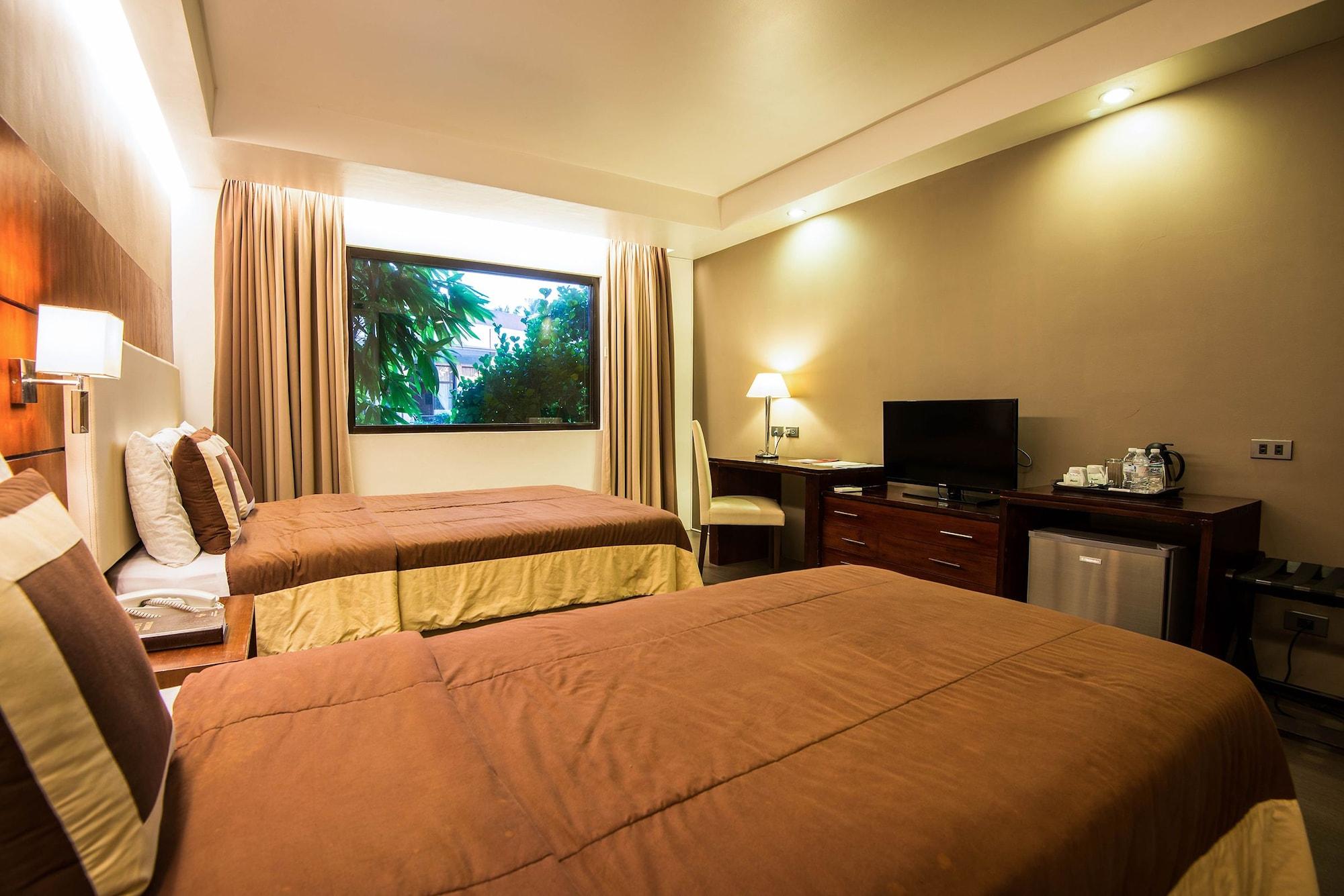 Ariana Hotel Dipolog City Exterior foto