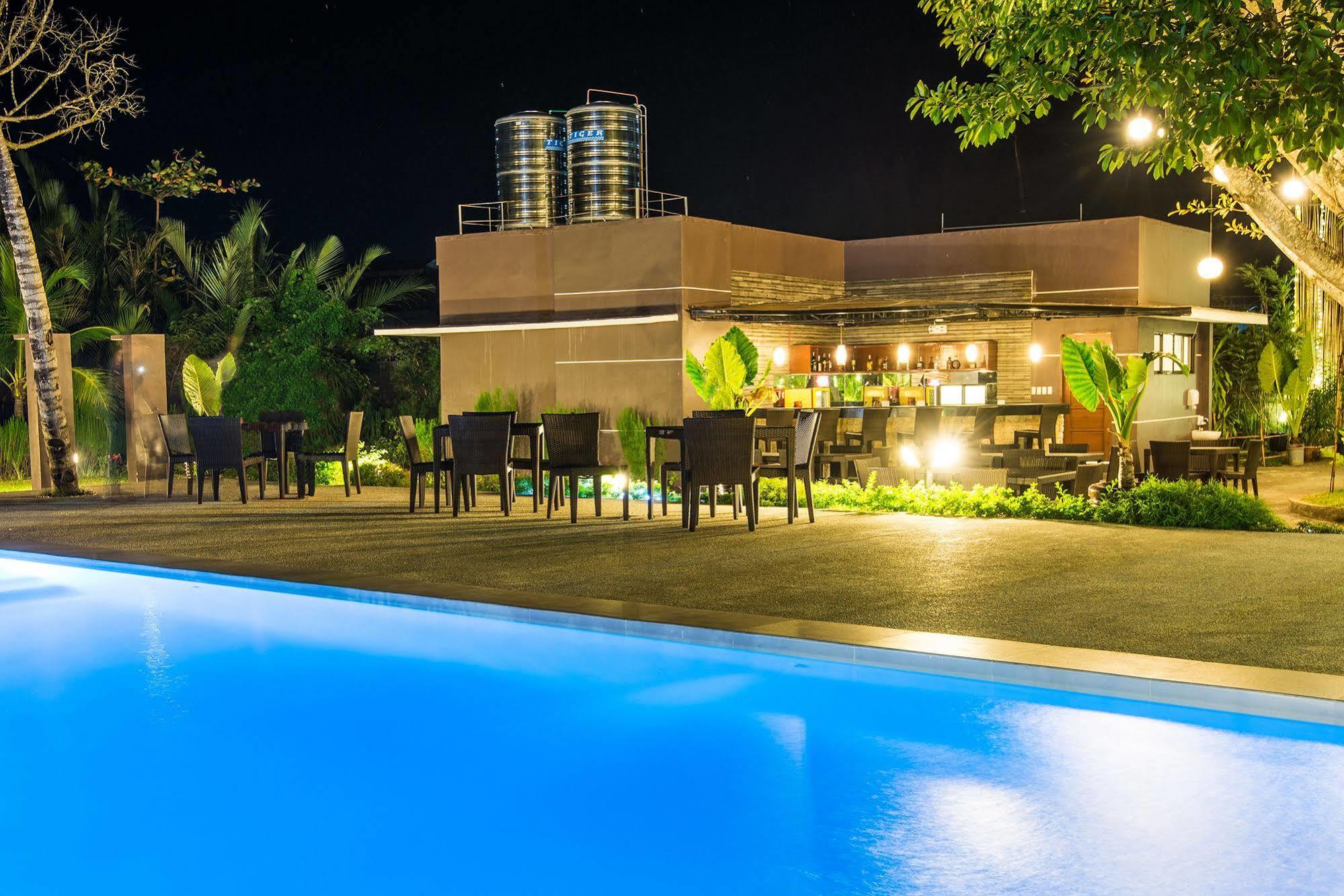 Ariana Hotel Dipolog City Exterior foto